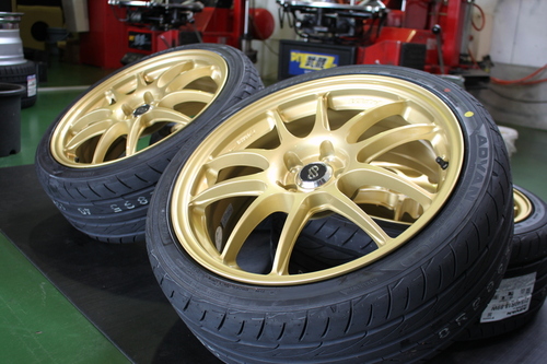 CT200h あしもと 軽量 ゴールドメイク。 | 鈴鹿店 | 店舗ブログ